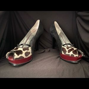 Guess by Marciano sexy platform/ stilettos